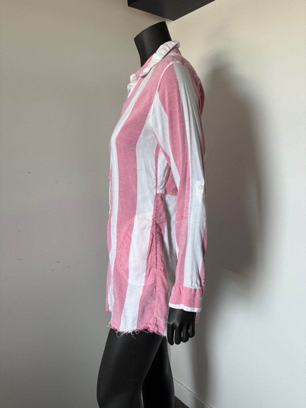 249. Tommy Bahama Linen Blend Button Mini Dress - Picture 4 of 7